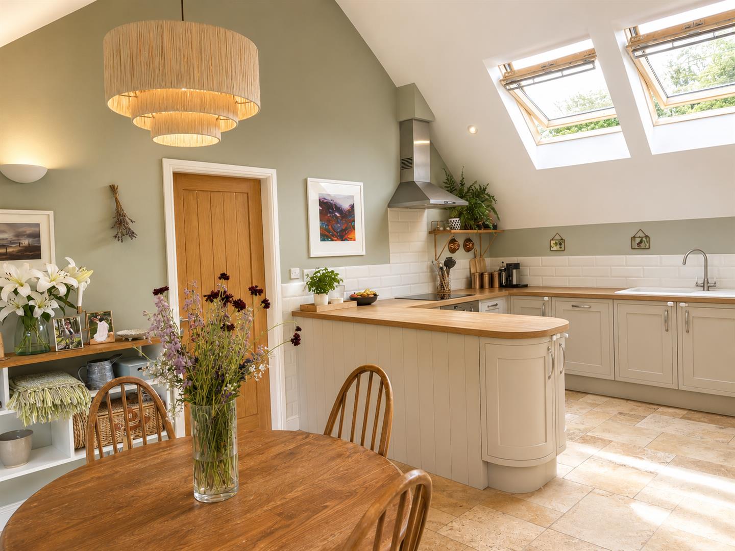 14 Kitchen (2).png